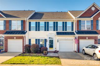 618 Bayou Circle, Clover, SC 29710