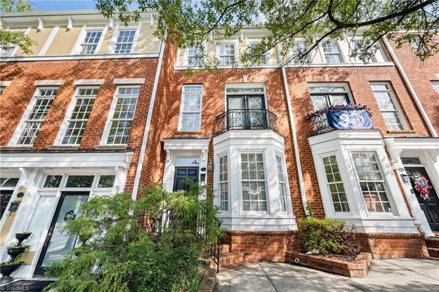 205 Southside Square, Greensboro, NC 27406