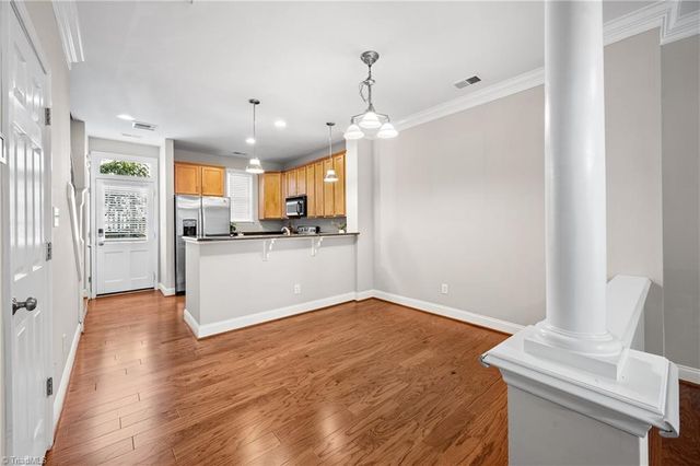 205 Southside Square, Greensboro, NC 27406