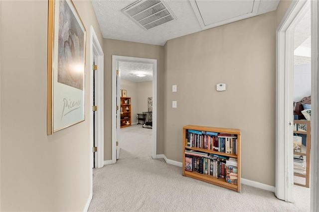 4654 Middleboro Lane, Gainesville, GA 30506