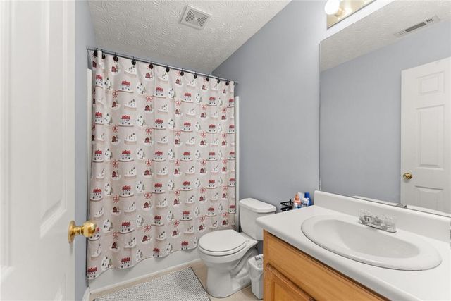 4654 Middleboro Lane, Gainesville, GA 30506