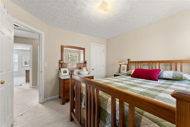 4654 Middleboro Lane, Gainesville, GA 30506