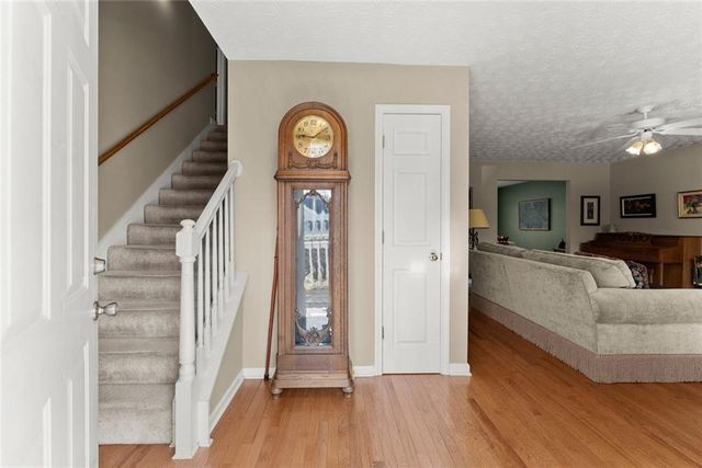 4654 Middleboro Lane, Gainesville, GA 30506