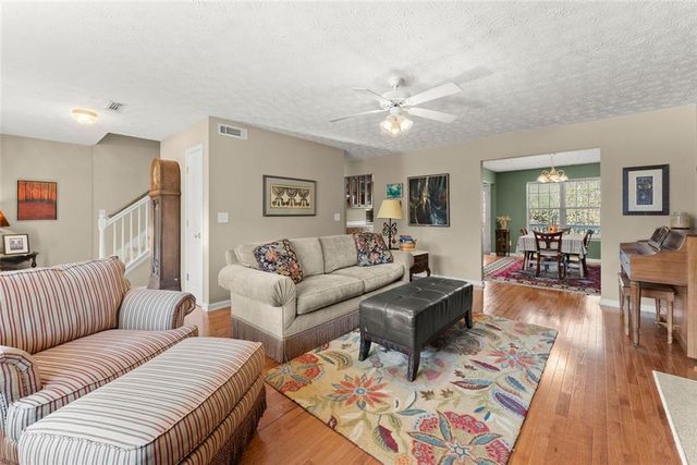 4654 Middleboro Lane, Gainesville, GA 30506