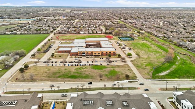 8801 Trolley Trail, Mckinney, TX 75070