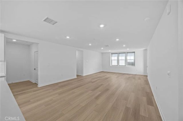 6137 Valentina Way 201, Eastvale, CA 92880