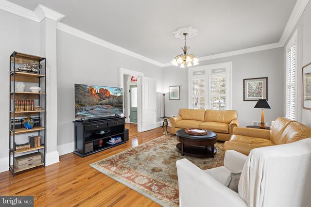 421 N MAIN, Hightstown, NJ 08520