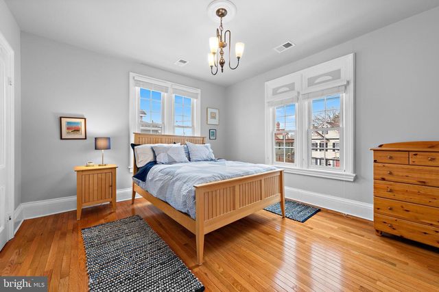421 N MAIN, Hightstown, NJ 08520
