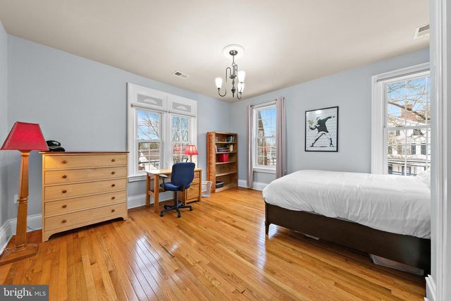 421 N MAIN, Hightstown, NJ 08520