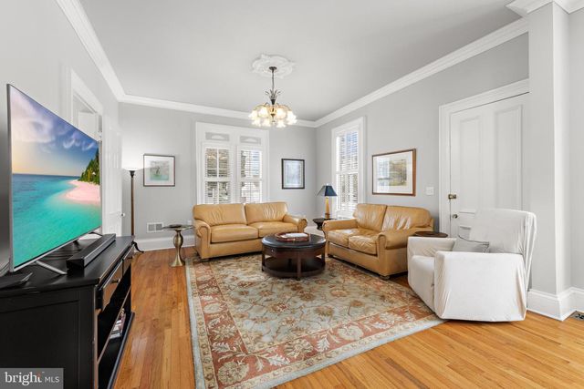 421 N MAIN, Hightstown, NJ 08520