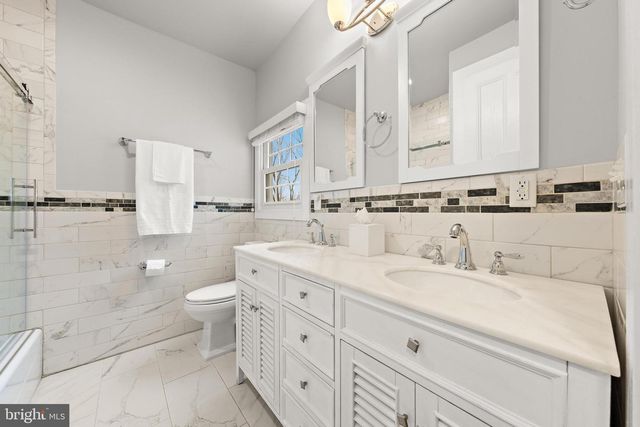 421 N MAIN, Hightstown, NJ 08520