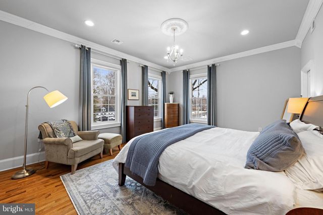 421 N MAIN, Hightstown, NJ 08520