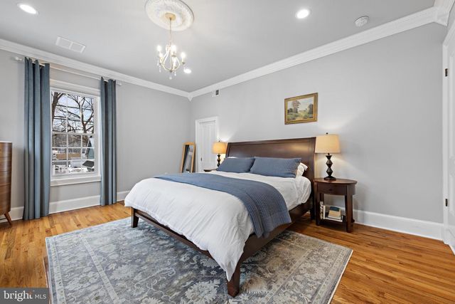 421 N MAIN, Hightstown, NJ 08520