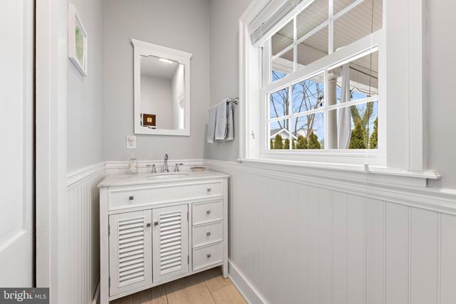 421 N MAIN, Hightstown, NJ 08520