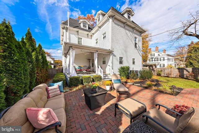 421 N MAIN, Hightstown, NJ 08520