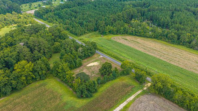 419 Old Bell Road, Saint George, SC 29477