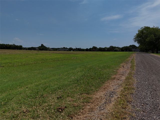 28500 W Kaufman, Cooper, TX 75432