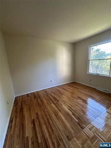 46 Arch Street, Butler Borough, NJ 07405