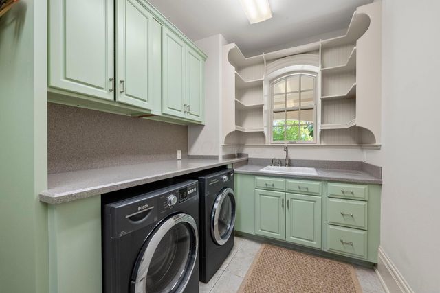 3450 River Rhone Lane, Columbus, OH 43221