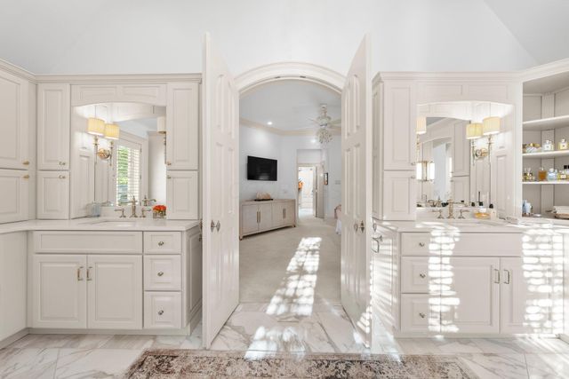 3450 River Rhone Lane, Columbus, OH 43221