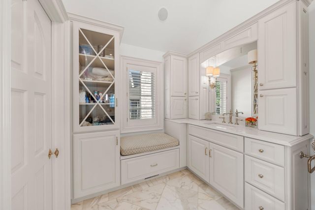 3450 River Rhone Lane, Columbus, OH 43221