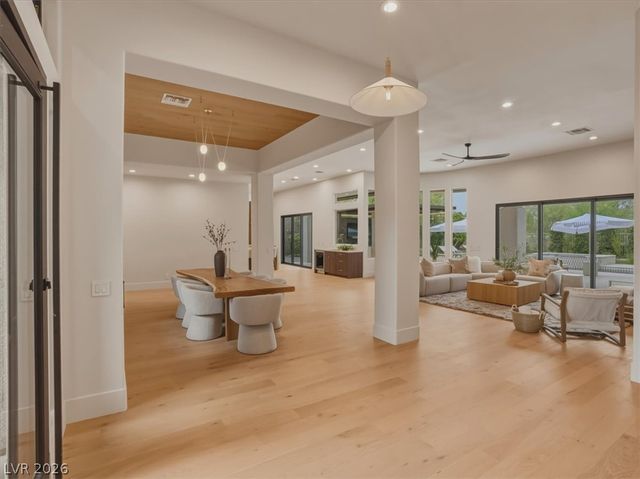 3 Isleworth Drive, Henderson, NV 89052
