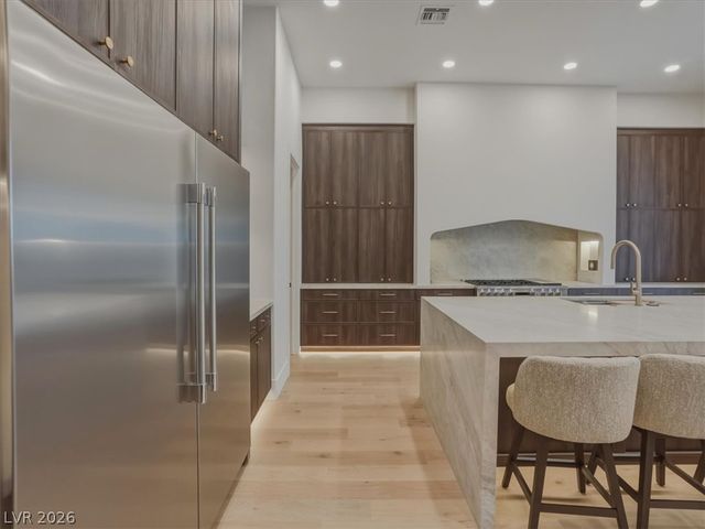 3 Isleworth Drive, Henderson, NV 89052