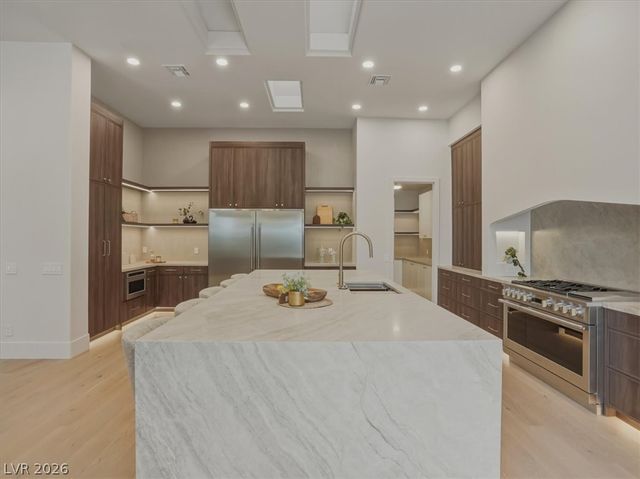 3 Isleworth Drive, Henderson, NV 89052