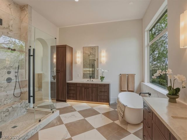 3 Isleworth Drive, Henderson, NV 89052