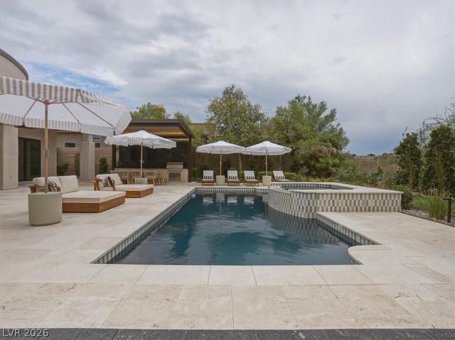 3 Isleworth Drive, Henderson, NV 89052