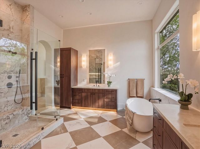3 Isleworth Drive, Henderson, NV 89052