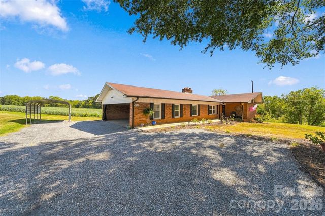 4286 Hall Dairy Road, Claremont, NC 28610