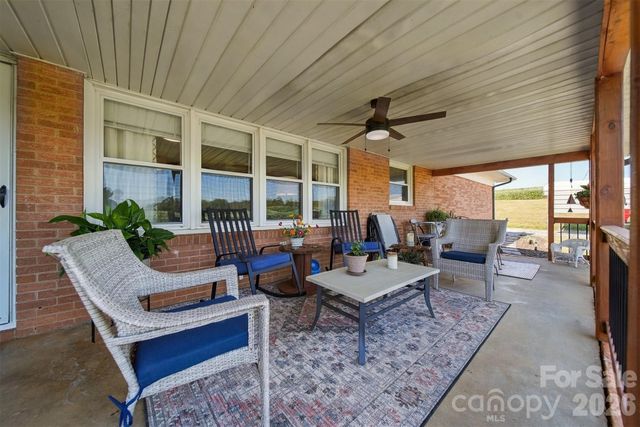 4286 Hall Dairy Road, Claremont, NC 28610