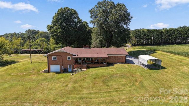 4286 Hall Dairy Road, Claremont, NC 28610