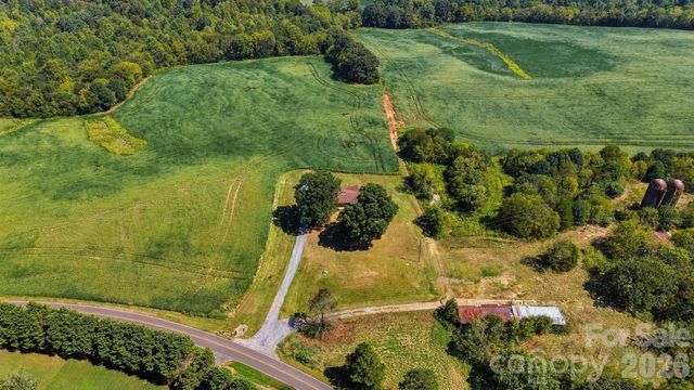 4286 Hall Dairy Road, Claremont, NC 28610