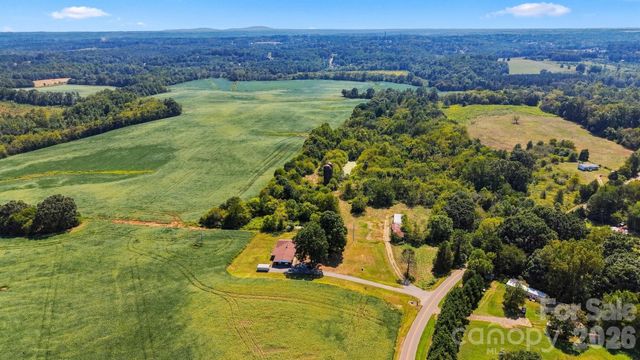 4286 Hall Dairy Road, Claremont, NC 28610