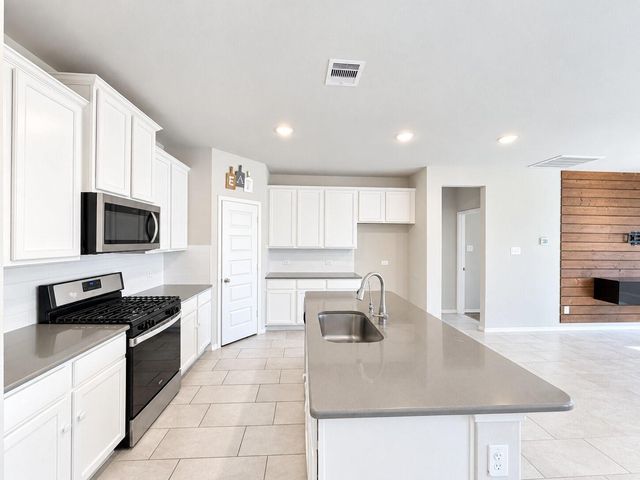 17758 White Lightning Way, Spring, TX 77379