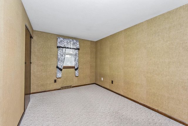 33 Nolte Road, Billerica, MA 01821