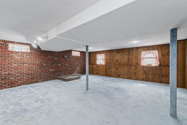 33 Nolte Road, Billerica, MA 01821