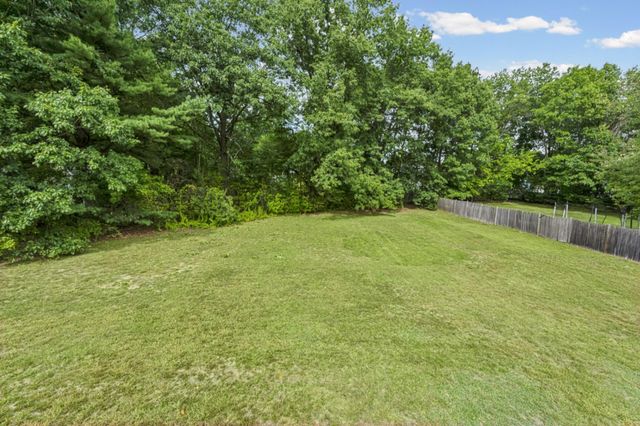 33 Nolte Road, Billerica, MA 01821