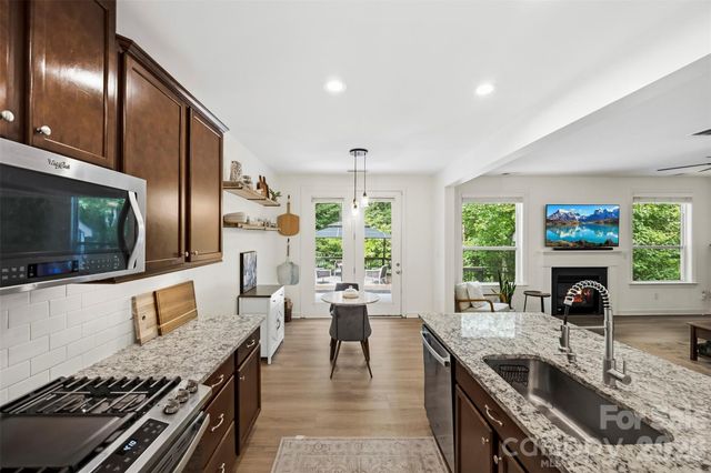7116 Toxaway Lane, Charlotte, NC 28269