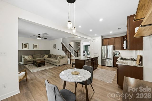7116 Toxaway Lane, Charlotte, NC 28269