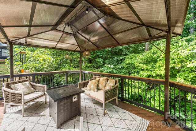 7116 Toxaway Lane, Charlotte, NC 28269