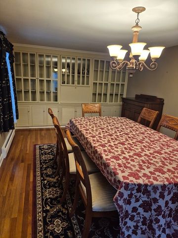 757 South St, Southbridge, MA 01550