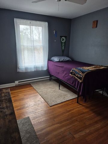 757 South St, Southbridge, MA 01550