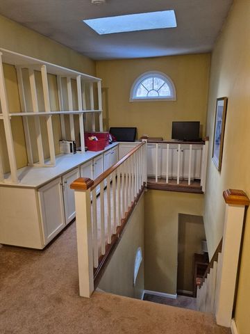 757 South St, Southbridge, MA 01550