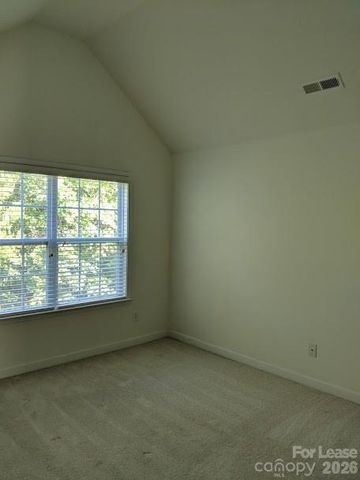 10832 Clark Street, Davidson, NC 28036