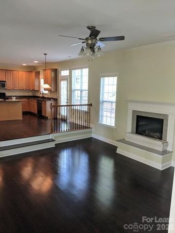 10832 Clark Street, Davidson, NC 28036