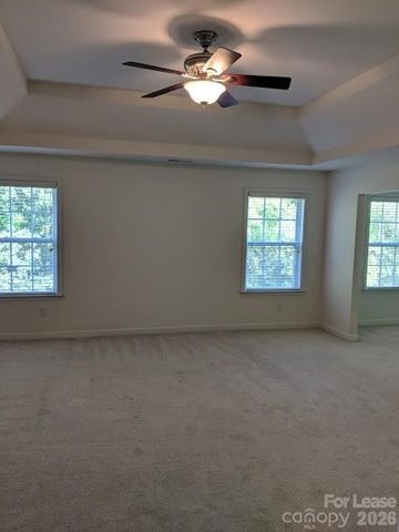 10832 Clark Street, Davidson, NC 28036