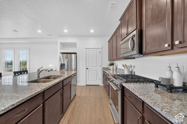 11498 S KITTY HAWK RD, South Jordan, UT 84009